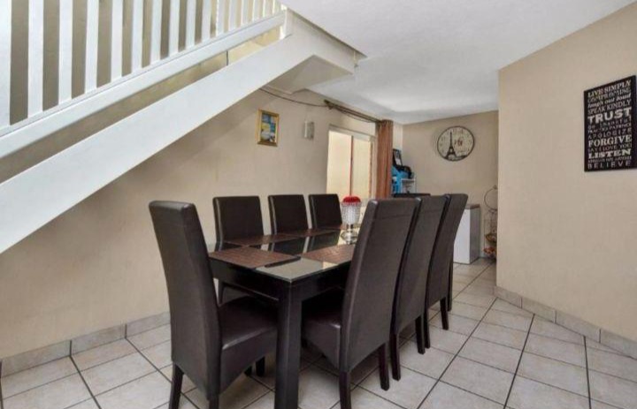 To Let 2 Bedroom Property for Rent in Fourways Gauteng