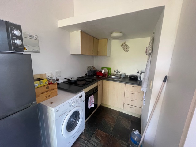 To Let 1 Bedroom Property for Rent in Robindale Gauteng
