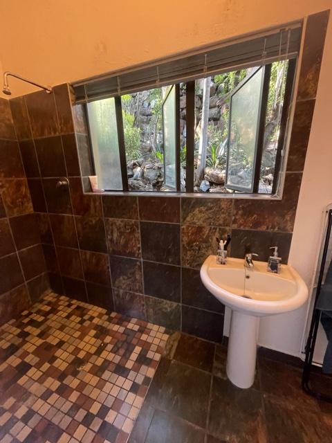 To Let 1 Bedroom Property for Rent in Robindale Gauteng