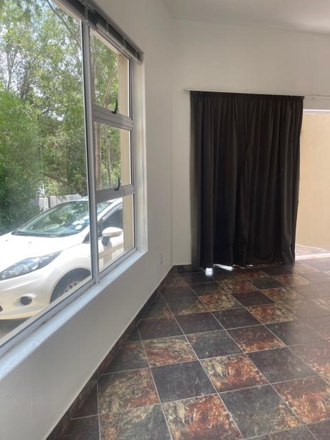 To Let 1 Bedroom Property for Rent in Robindale Gauteng