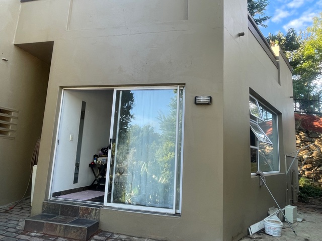 To Let 1 Bedroom Property for Rent in Robindale Gauteng