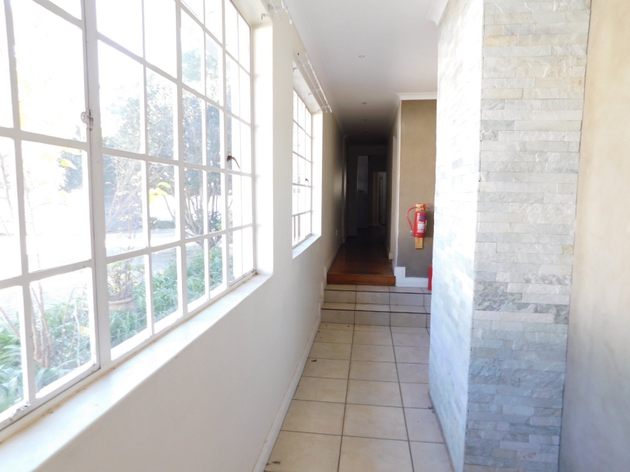 To Let commercial Property for Rent in Dunkeld West Gauteng