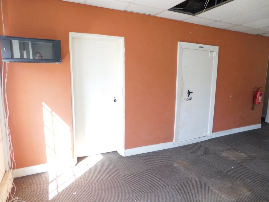 To Let commercial Property for Rent in Dunkeld West Gauteng