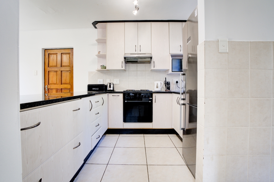 2 Bedroom Property for Sale in Broadacres Gauteng