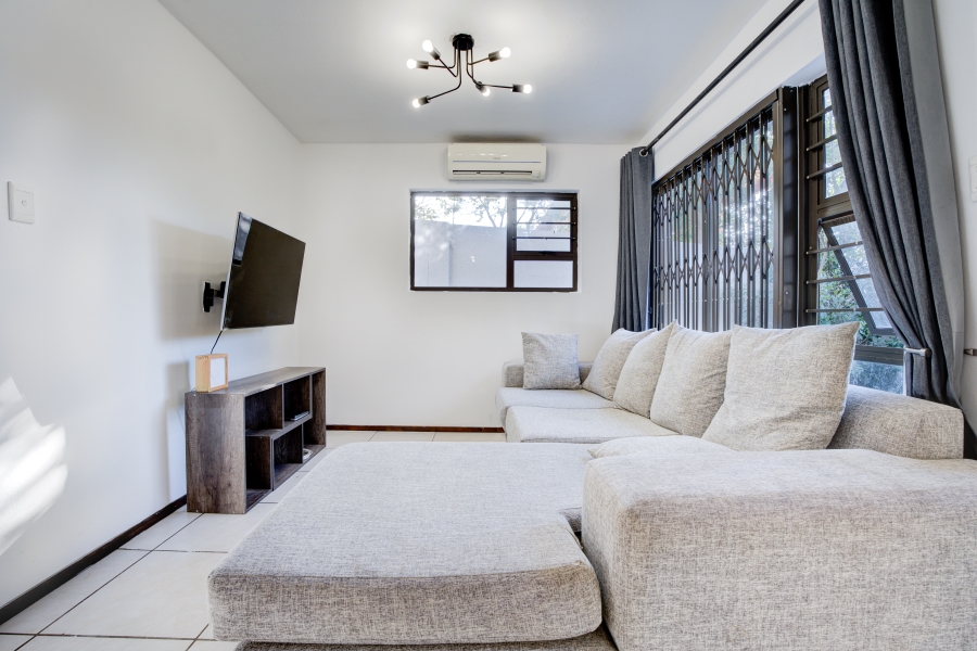 2 Bedroom Property for Sale in Broadacres Gauteng