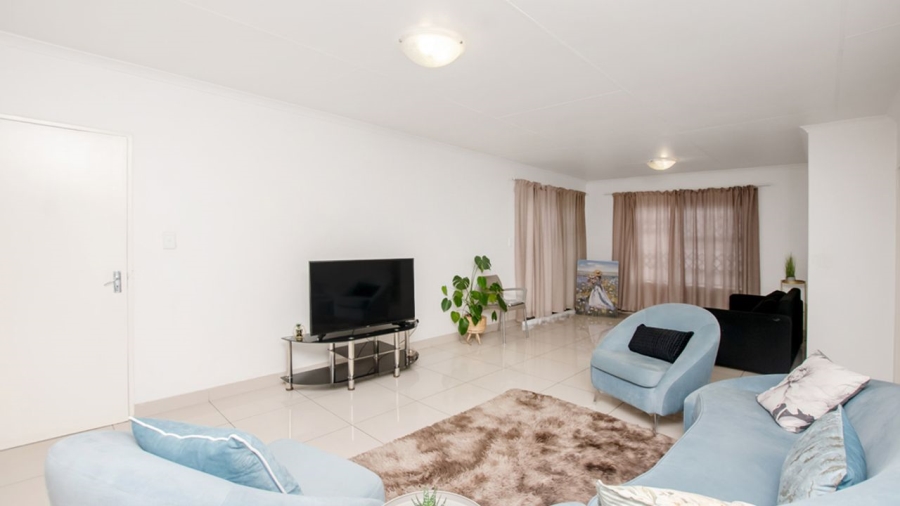 3 Bedroom Property for Sale in Parkrand Gauteng
