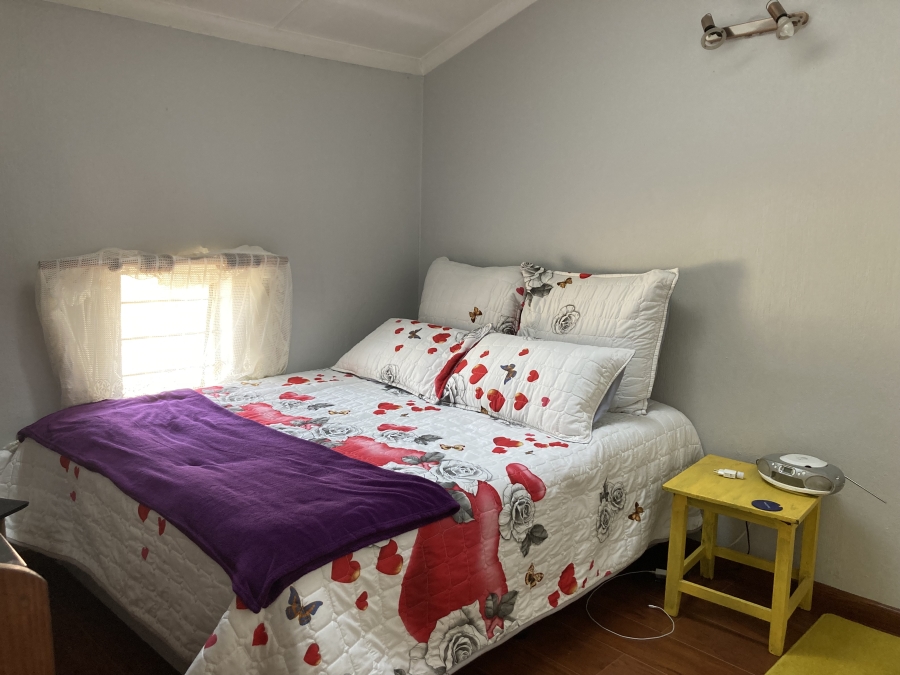 2 Bedroom Property for Sale in Vorna Valley Gauteng