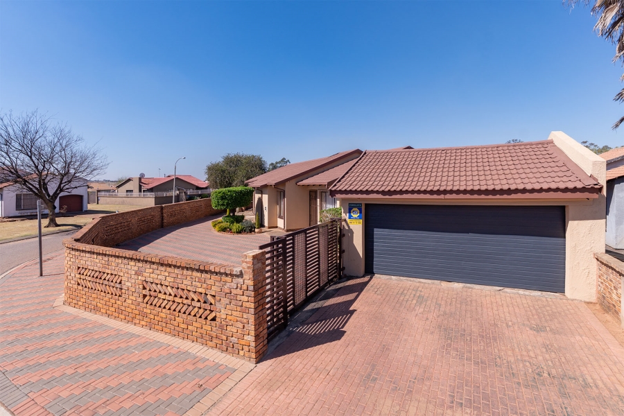 3 Bedroom Property for Sale in Delmore Park Gauteng