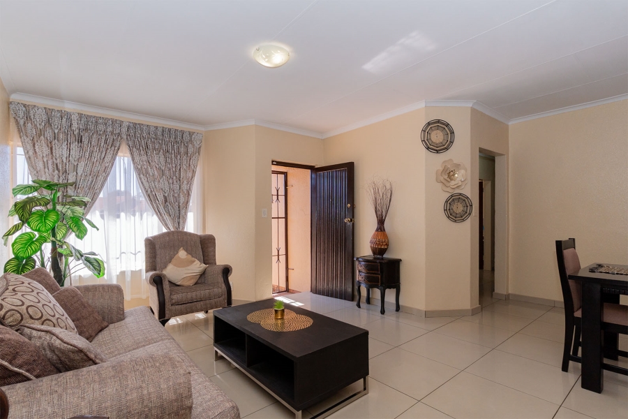 3 Bedroom Property for Sale in Delmore Park Gauteng
