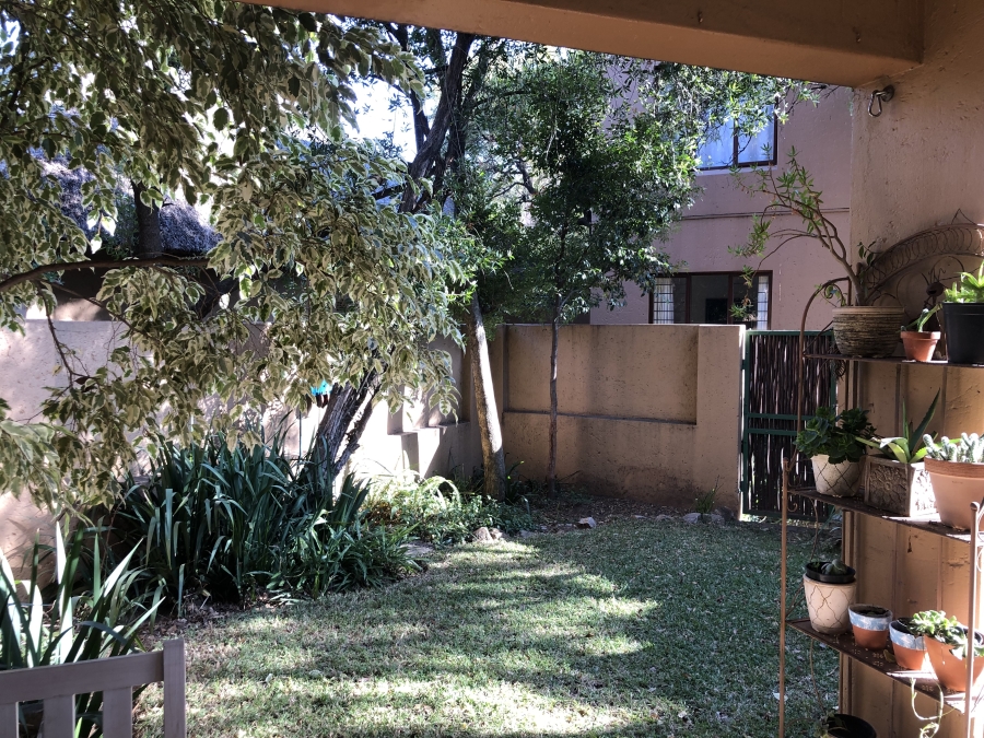 1 Bedroom Property for Sale in Douglasdale Gauteng