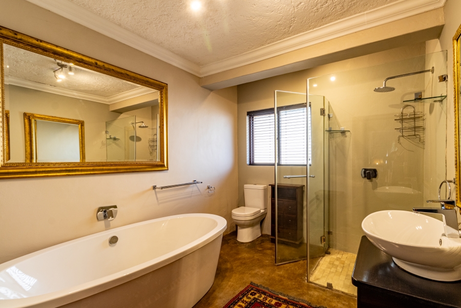 To Let 4 Bedroom Property for Rent in Silver Lakes Golf Estate Gauteng