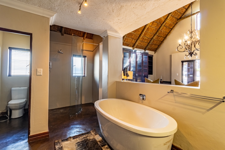 To Let 4 Bedroom Property for Rent in Silver Lakes Golf Estate Gauteng