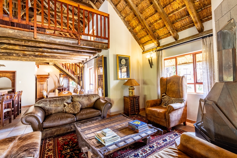 To Let 4 Bedroom Property for Rent in Silver Lakes Golf Estate Gauteng