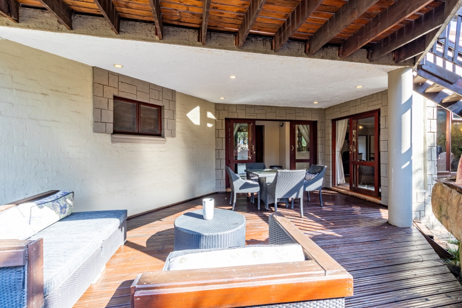 To Let 4 Bedroom Property for Rent in Silver Lakes Golf Estate Gauteng
