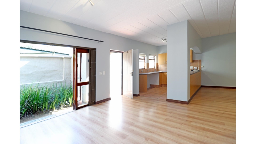 2 Bedroom Property for Sale in Paulshof Gauteng