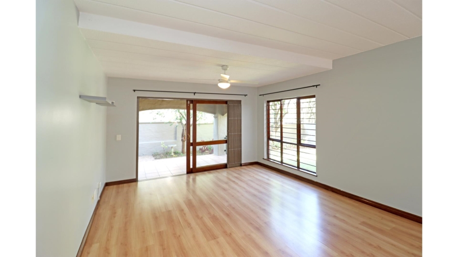 2 Bedroom Property for Sale in Paulshof Gauteng