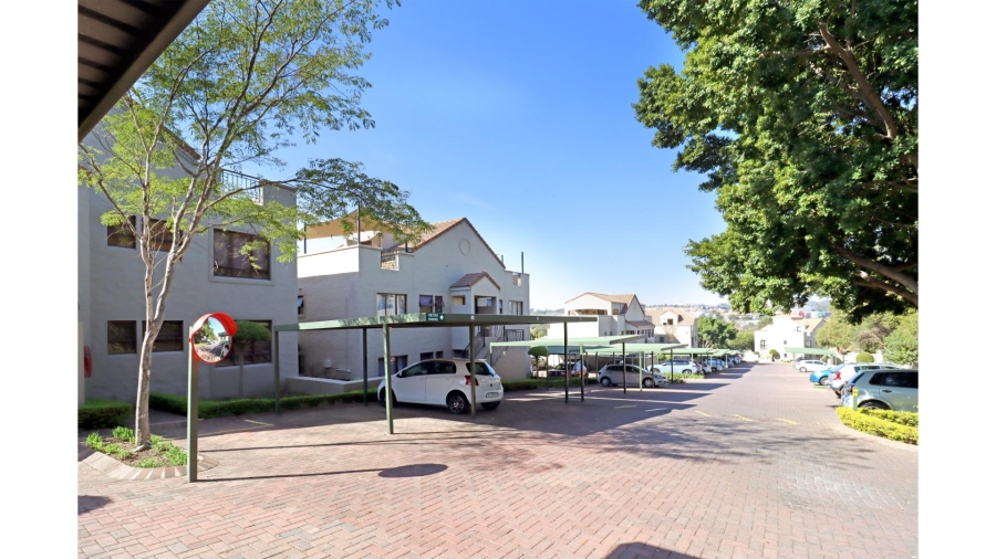 2 Bedroom Property for Sale in Paulshof Gauteng