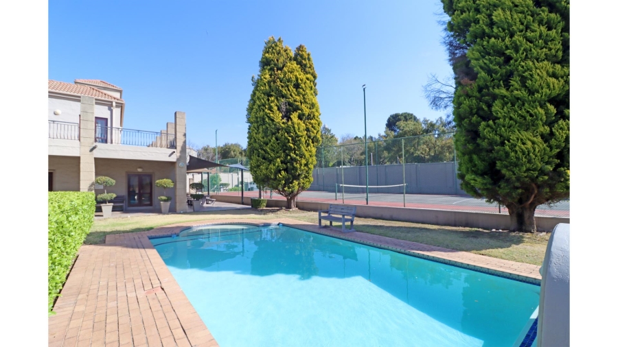 2 Bedroom Property for Sale in Paulshof Gauteng