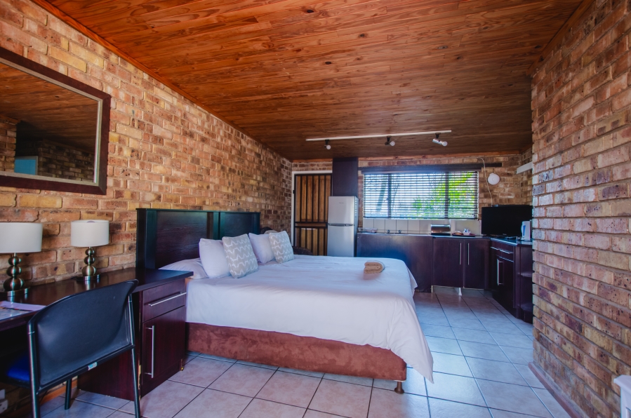 13 Bedroom Property for Sale in Jatniel Gauteng