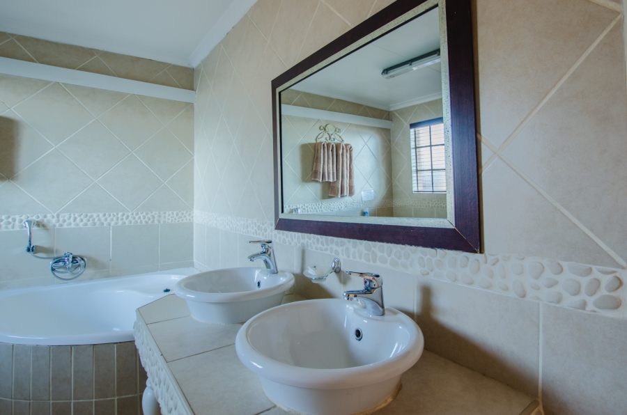 13 Bedroom Property for Sale in Jatniel Gauteng