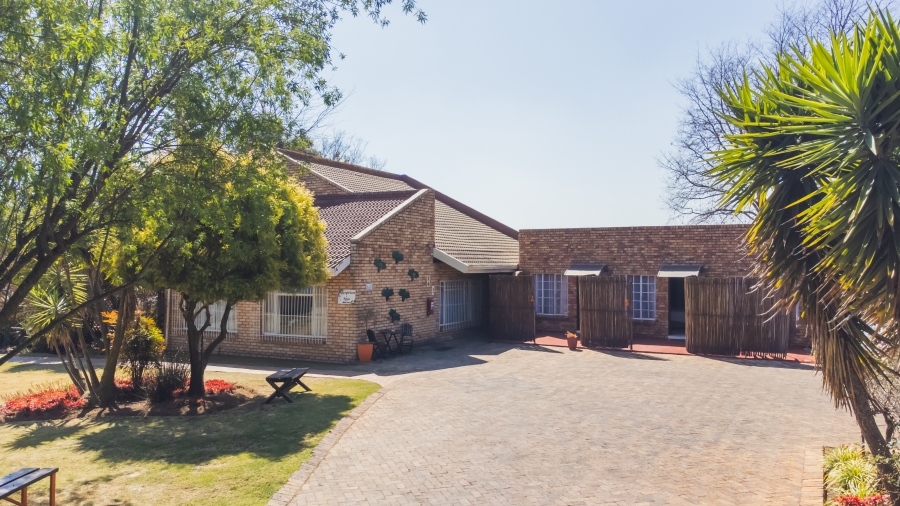 13 Bedroom Property for Sale in Jatniel Gauteng