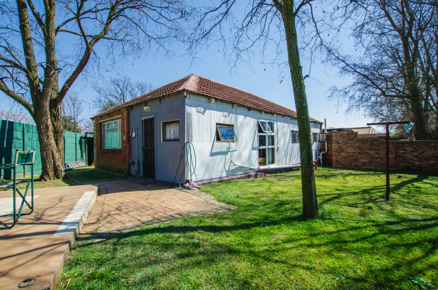 13 Bedroom Property for Sale in Jatniel Gauteng