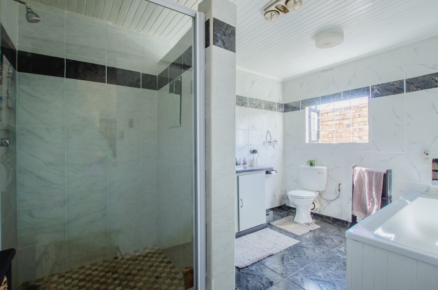 13 Bedroom Property for Sale in Jatniel Gauteng