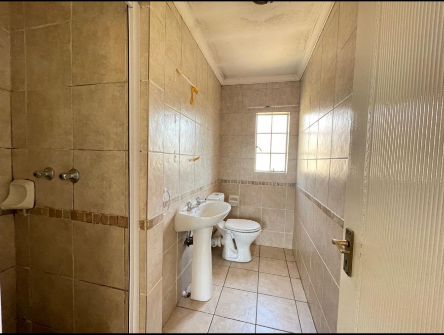 To Let 3 Bedroom Property for Rent in Noordwyk Gauteng