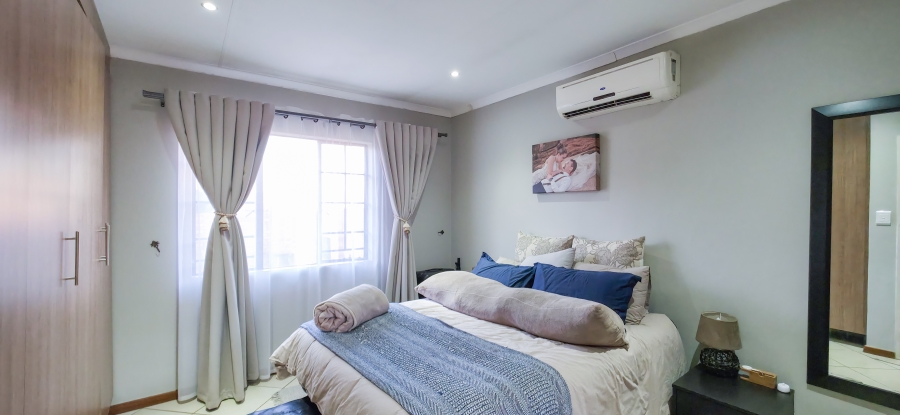 2 Bedroom Property for Sale in Equestria Gauteng