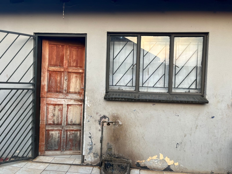 3 Bedroom Property for Sale in Protea Glen Gauteng