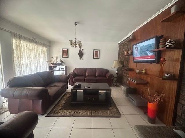 3 Bedroom Property for Sale in Brackenhurst Gauteng