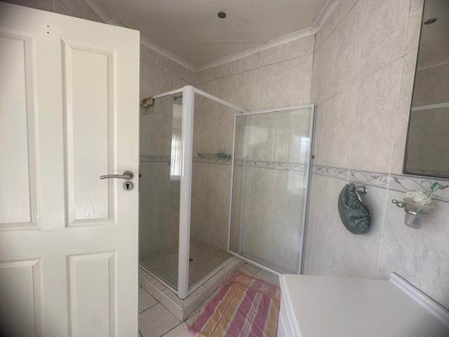 3 Bedroom Property for Sale in Brackenhurst Gauteng