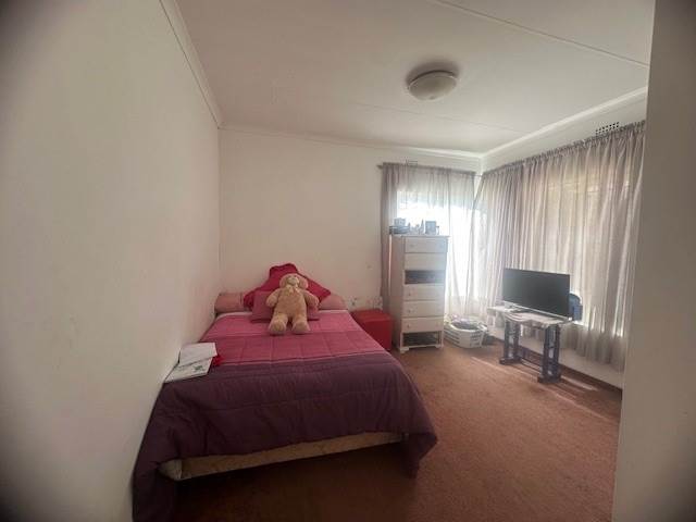 3 Bedroom Property for Sale in Brackenhurst Gauteng