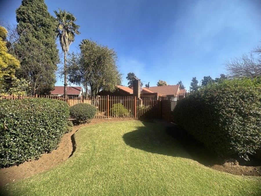 3 Bedroom Property for Sale in Brackenhurst Gauteng