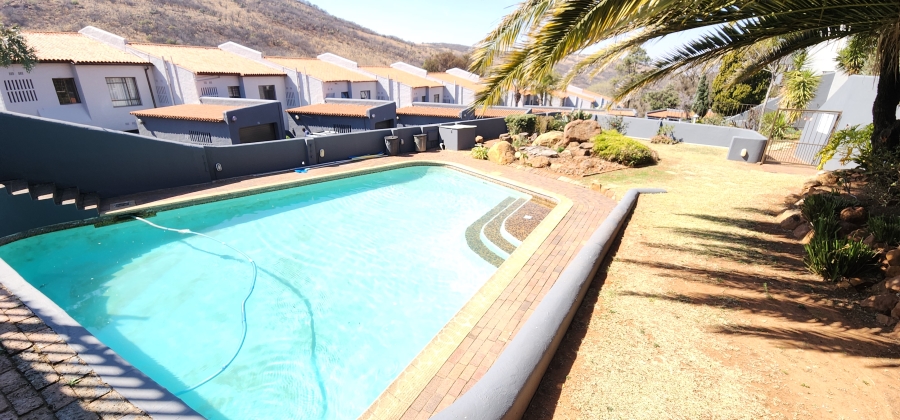 3 Bedroom Property for Sale in Mondeor Gauteng