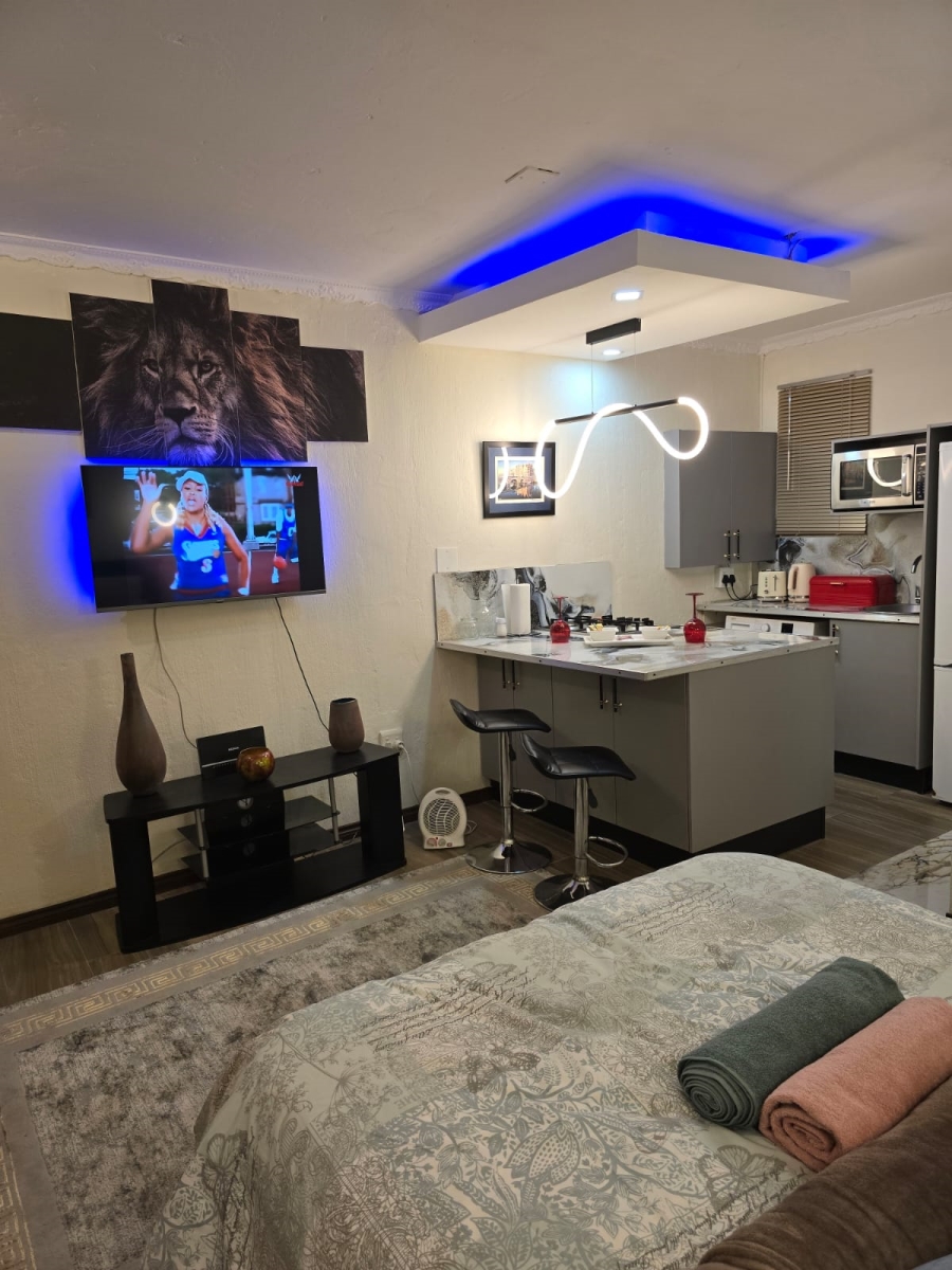 To Let 0 Bedroom Property for Rent in Buccleuch Gauteng
