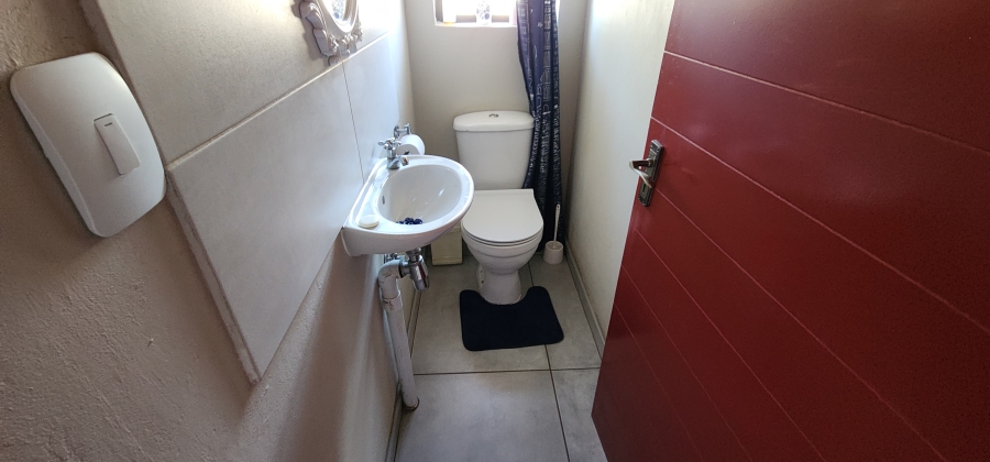 3 Bedroom Property for Sale in Florentia Gauteng