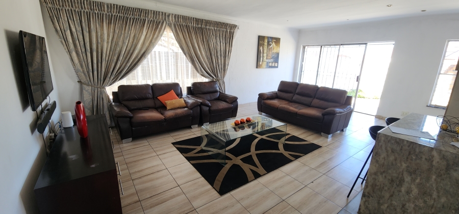 3 Bedroom Property for Sale in Verwoerdpark Gauteng