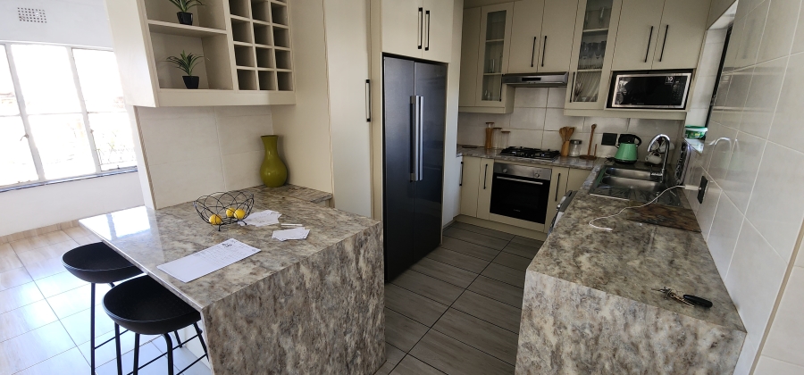 3 Bedroom Property for Sale in Verwoerdpark Gauteng