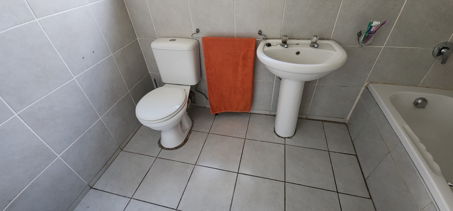 3 Bedroom Property for Sale in Verwoerdpark Gauteng