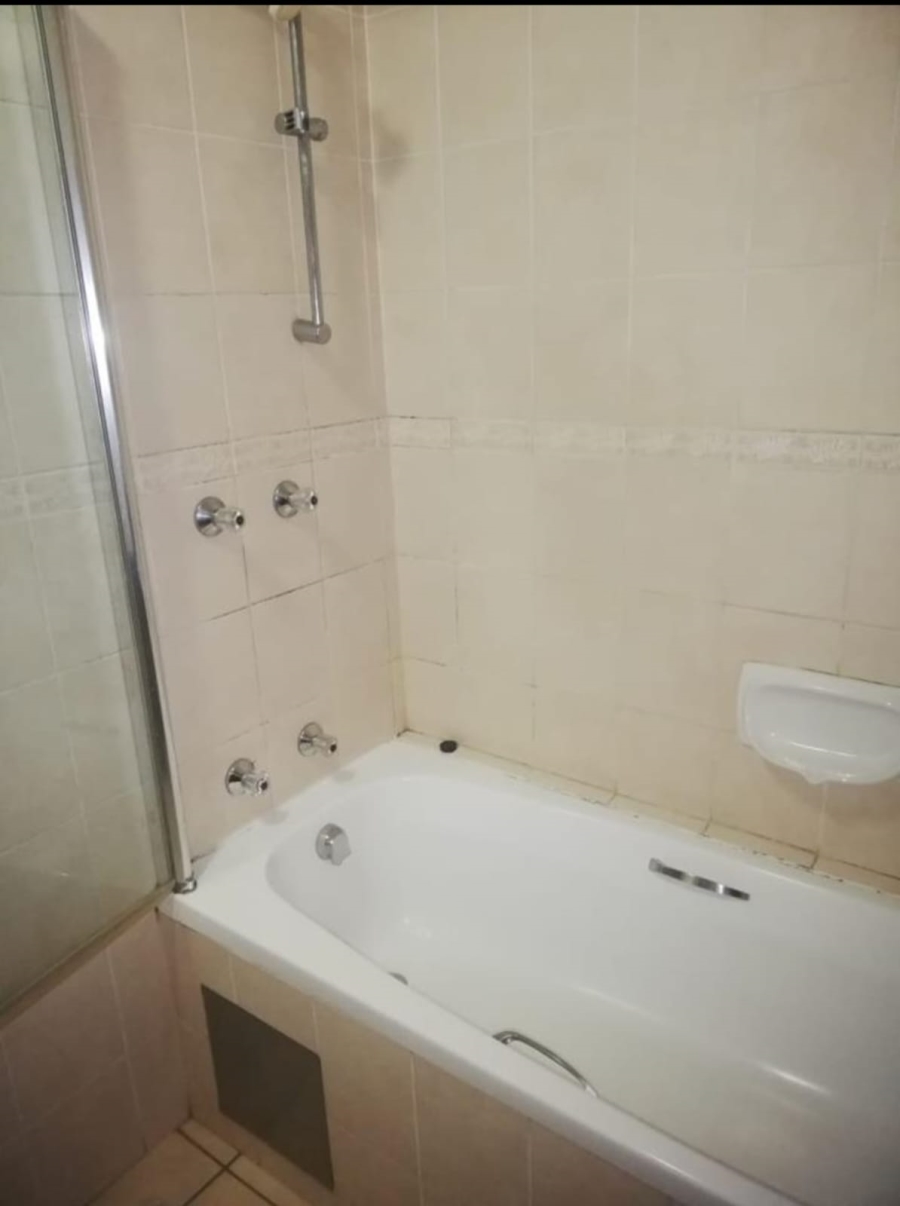 2 Bedroom Property for Sale in Hatfield Gauteng