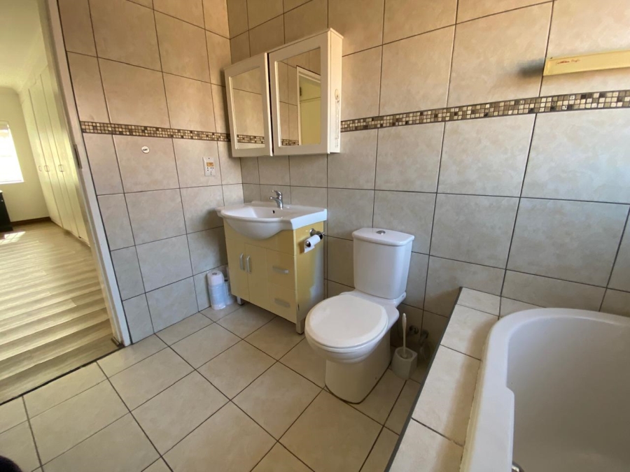 3 Bedroom Property for Sale in Northmead Gauteng