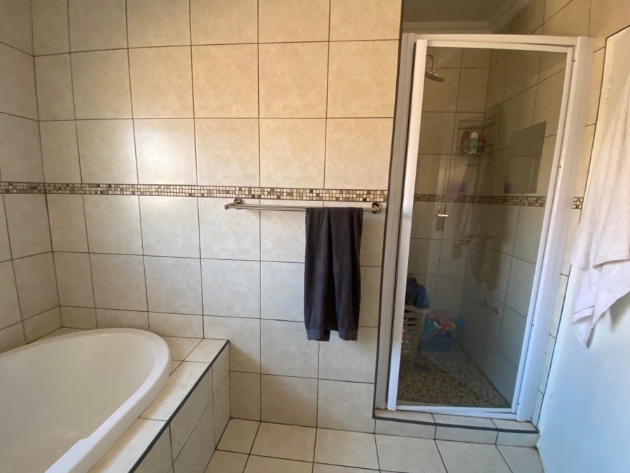 3 Bedroom Property for Sale in Northmead Gauteng
