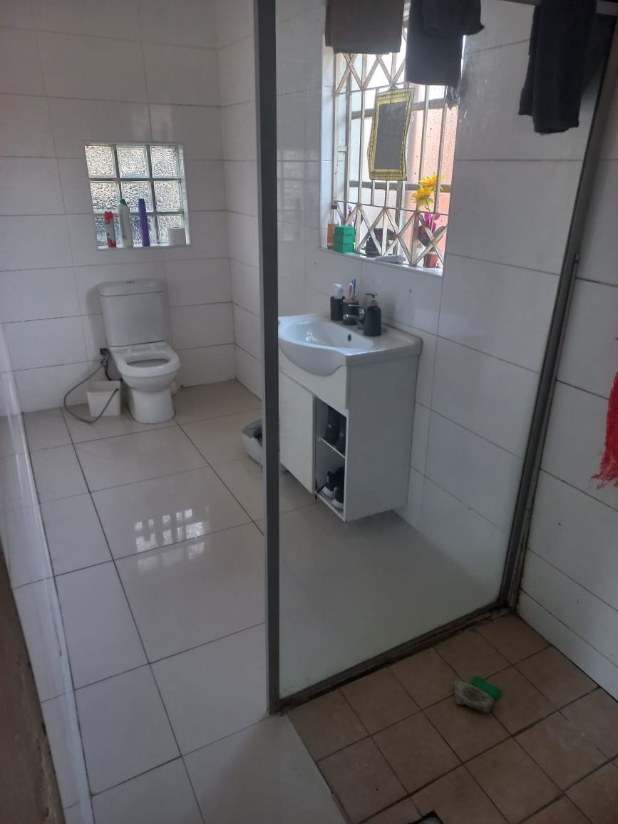 To Let 2 Bedroom Property for Rent in Erasmia Gauteng
