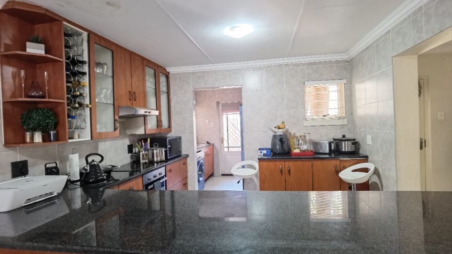 To Let 3 Bedroom Property for Rent in North Riding Gauteng