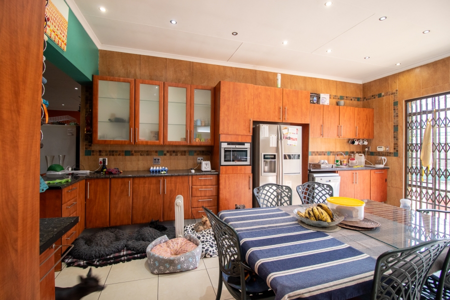 4 Bedroom Property for Sale in Hartzenbergfontein Gauteng