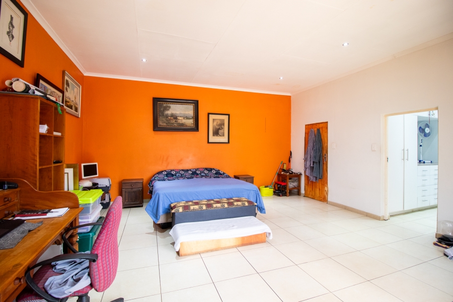 4 Bedroom Property for Sale in Hartzenbergfontein Gauteng