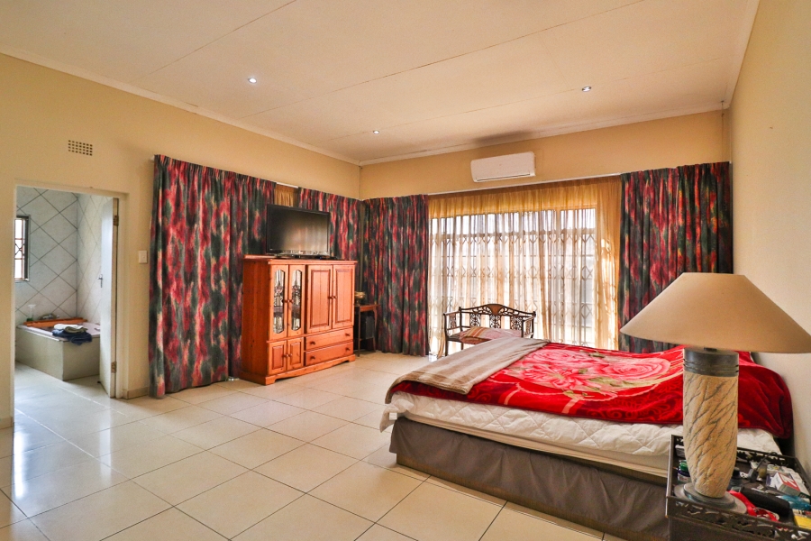 4 Bedroom Property for Sale in Hartzenbergfontein Gauteng