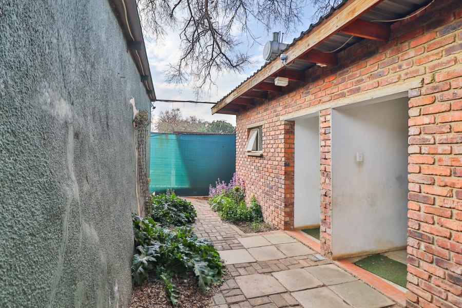 4 Bedroom Property for Sale in Hartzenbergfontein Gauteng