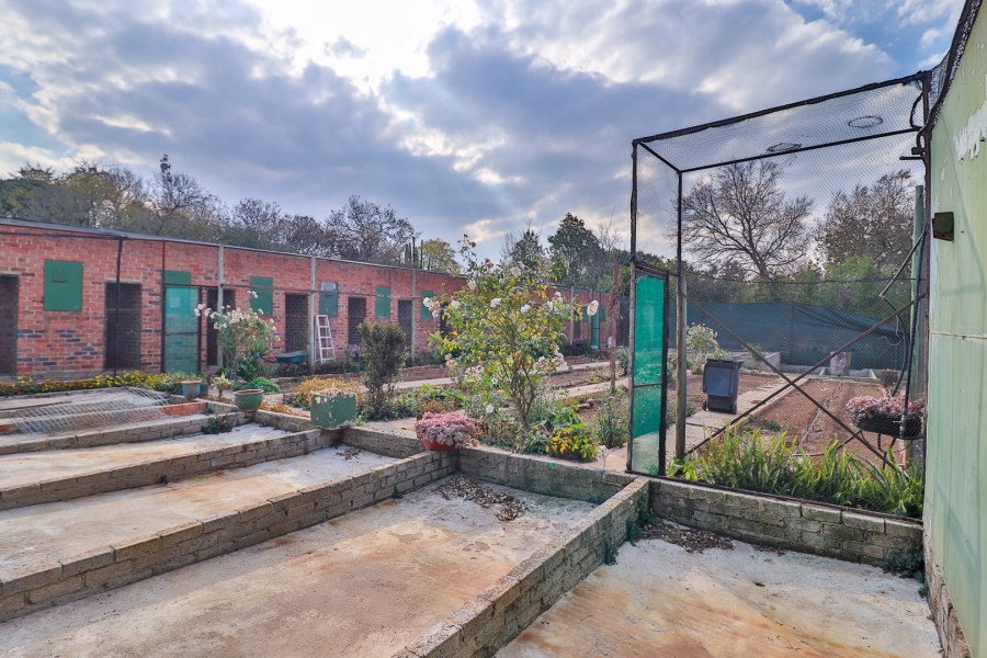 4 Bedroom Property for Sale in Hartzenbergfontein Gauteng